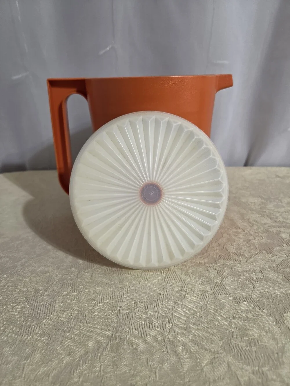 Tupperware - Vintage Harvest Orange 1.5Qt. Pitcher